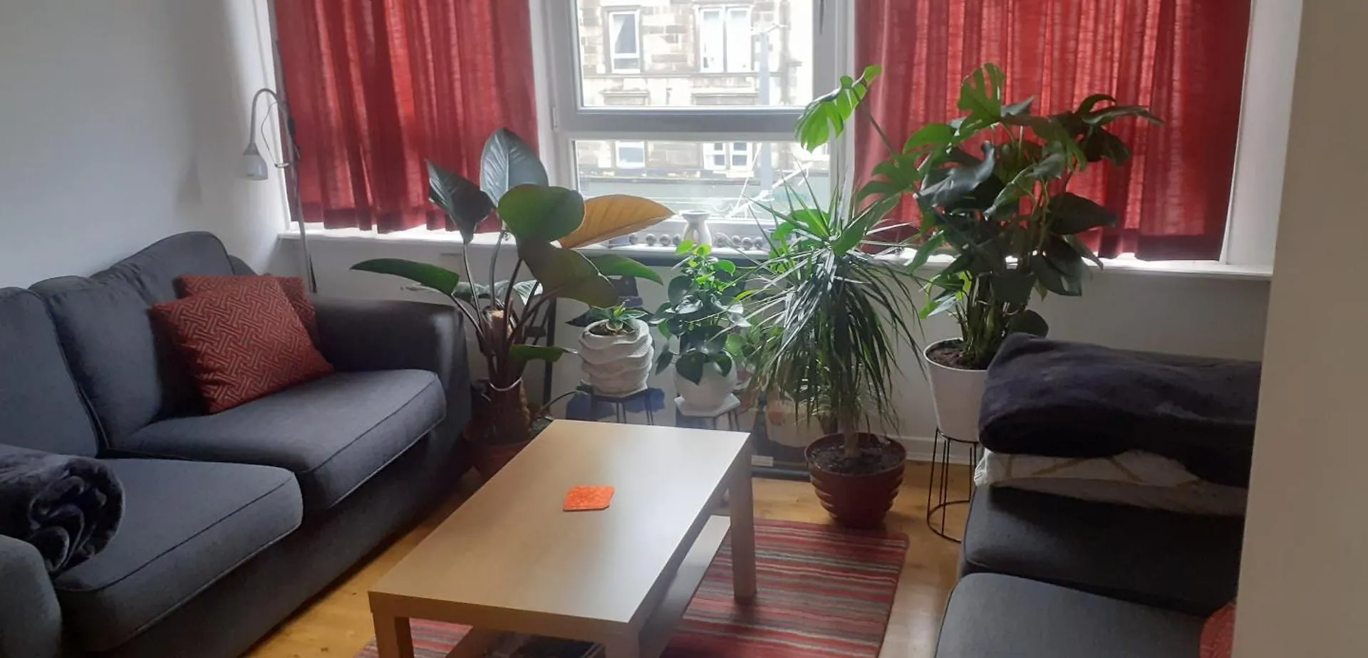 Beautiful King Room In Leith Walk Édimbourg